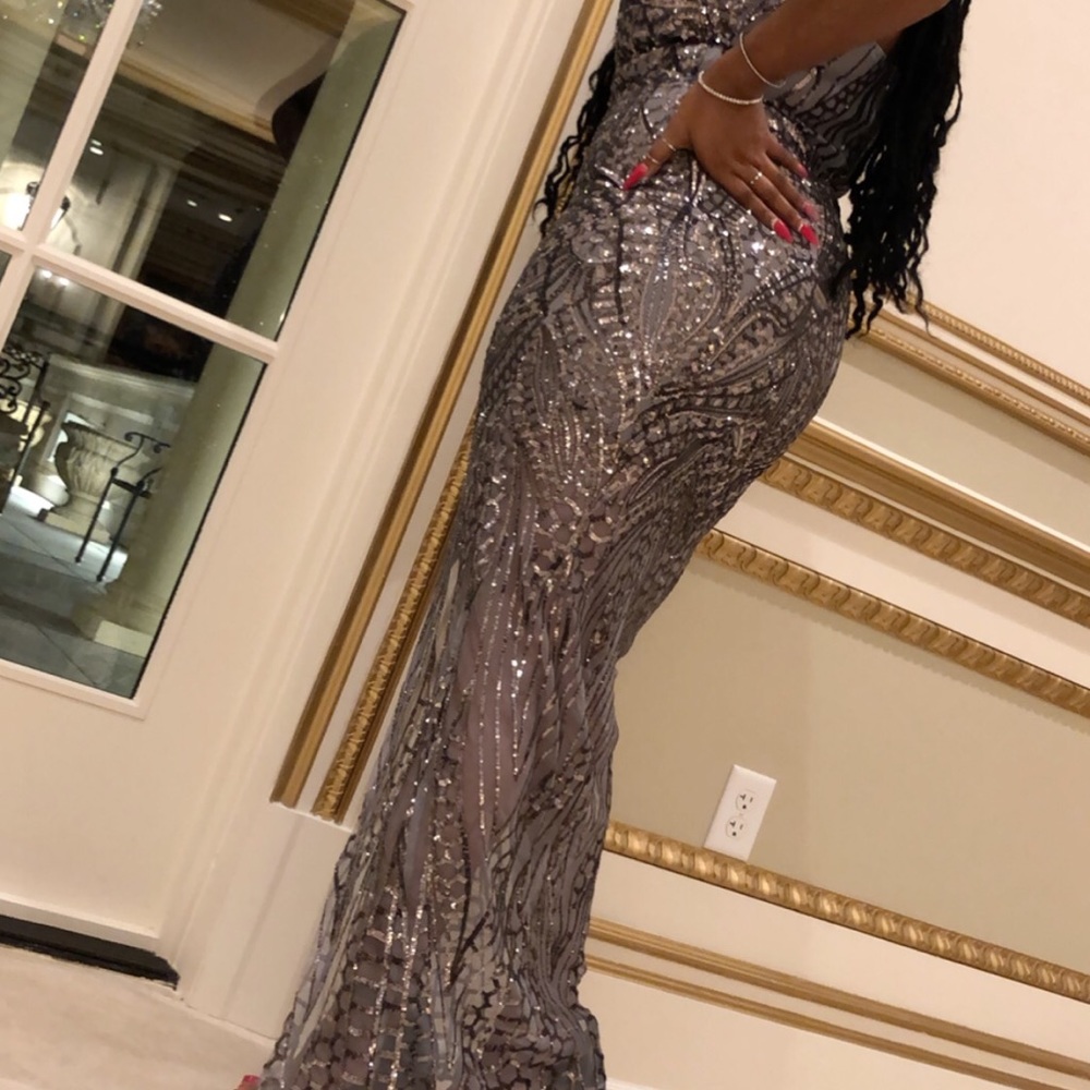 Evening gown, prom dress, gowns